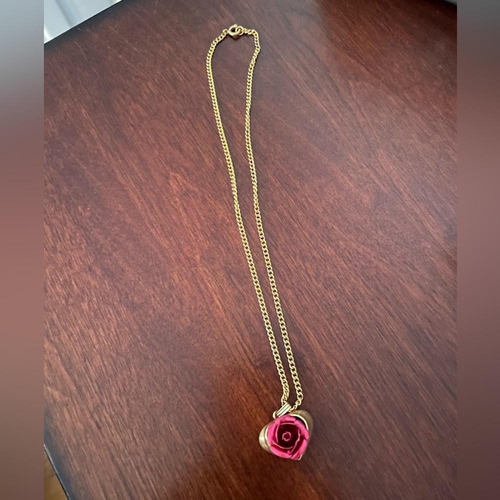 Ross necklace